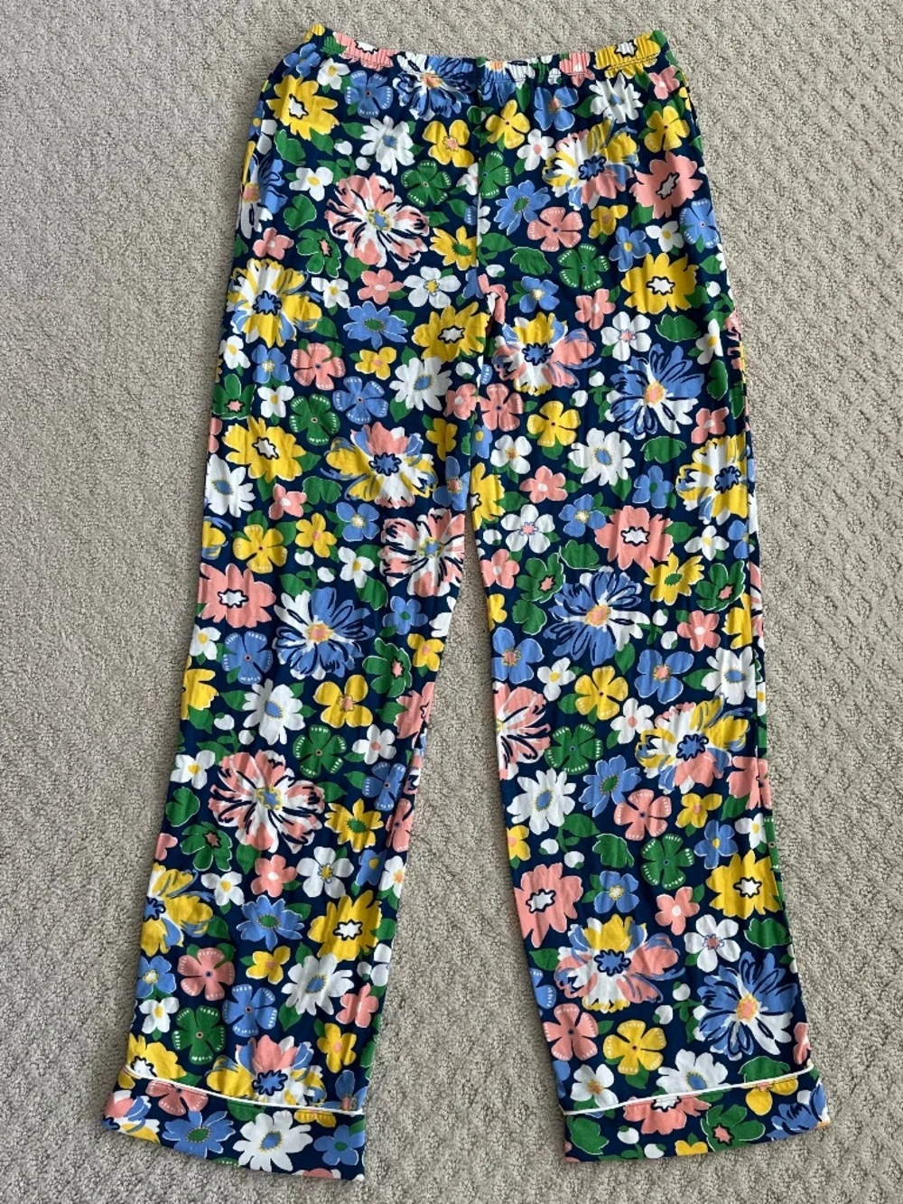 Kate Spade Long Sleeve Floral Pajama Set Small Relaxed Fit Lightweight Stretchy